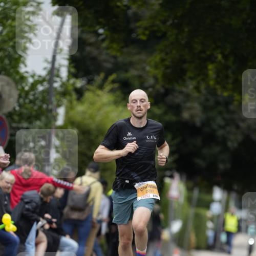 30.08.2026 - Blankeneser Heldenlauf Patografie http://msf.ph/oto/10086950 30.08.2026 11:15:42 Ziel 2237 meine-sportfotos.de