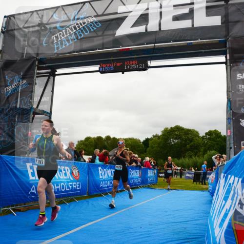 30.08.2026 - Elbe Triathlon Hamburg LAZAROV Photography http://msf.ph/oto/10086960 30.08.2026 12:05:33 Ziel 564, 1397, 1475, 1529, 1577 meine-sportfotos.de