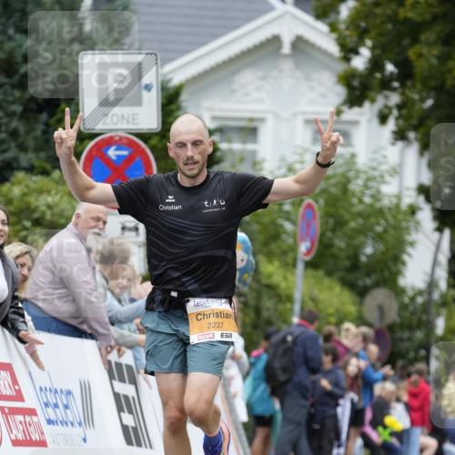 30.08.2026 - Blankeneser Heldenlauf Patografie http://msf.ph/oto/10086966 30.08.2026 11:15:46 Ziel 2237 meine-sportfotos.de