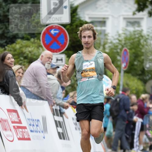 30.08.2026 - Blankeneser Heldenlauf Patografie http://msf.ph/oto/10086981 30.08.2026 11:16:17 Ziel 2644 meine-sportfotos.de