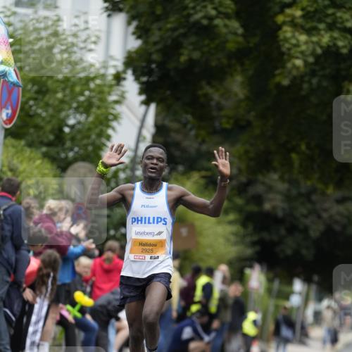 30.08.2026 - Blankeneser Heldenlauf Patografie http://msf.ph/oto/10087020 30.08.2026 11:16:52 Ziel 2925 meine-sportfotos.de