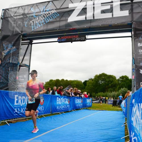 30.08.2026 - Elbe Triathlon Hamburg LAZAROV Photography http://msf.ph/oto/10087072 30.08.2026 12:06:28 Ziel 1402, 1493, 1703 meine-sportfotos.de