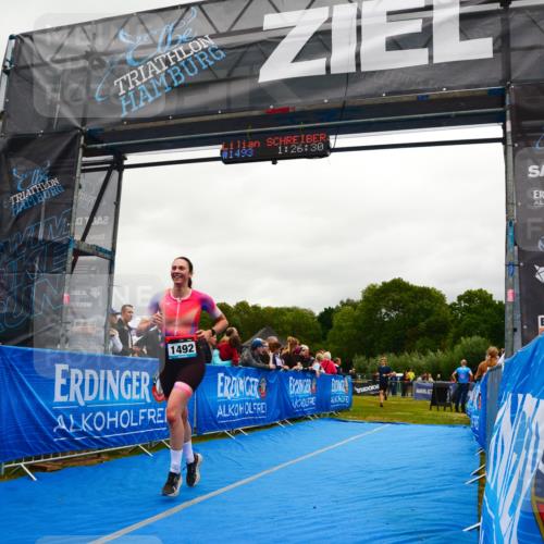 30.08.2026 - Elbe Triathlon Hamburg LAZAROV Photography http://msf.ph/oto/10087096 30.08.2026 12:06:40 Ziel 1448, 1492 meine-sportfotos.de