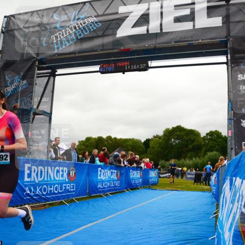 30.08.2026 - Elbe Triathlon Hamburg LAZAROV Photography http://msf.ph/oto/10087103 30.08.2026 12:06:41 Ziel 1448, 1492 meine-sportfotos.de