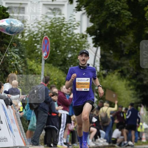 30.08.2026 - Blankeneser Heldenlauf Patografie http://msf.ph/oto/10087108 30.08.2026 11:17:54 Ziel 2423 meine-sportfotos.de