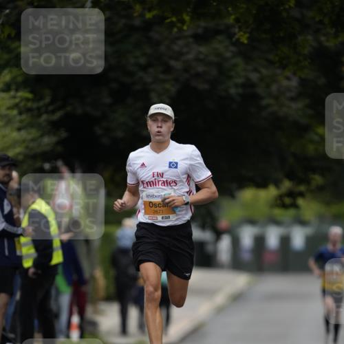 30.08.2026 - Blankeneser Heldenlauf Patografie http://msf.ph/oto/10087151 30.08.2026 11:19:19 Ziel 2679 meine-sportfotos.de