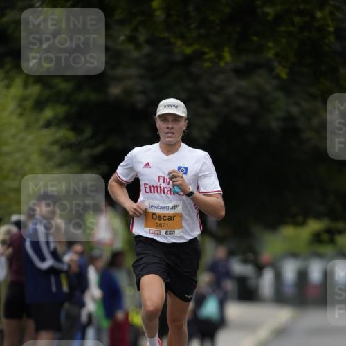 30.08.2026 - Blankeneser Heldenlauf Patografie http://msf.ph/oto/10087154 30.08.2026 11:19:20 Ziel 2671, 2679 meine-sportfotos.de
