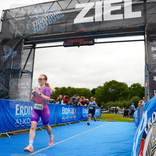 30.08.2026 - Elbe Triathlon Hamburg LAZAROV Photography http://msf.ph/oto/10087194 30.08.2026 12:07:12 Ziel 947, 1550 meine-sportfotos.de