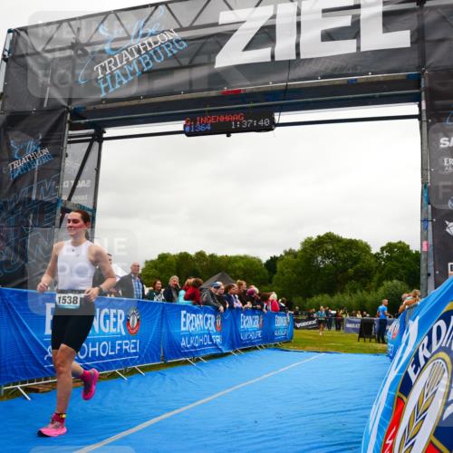30.08.2026 - Elbe Triathlon Hamburg LAZAROV Photography http://msf.ph/oto/10087240 30.08.2026 12:07:43 Ziel 978, 1538 meine-sportfotos.de