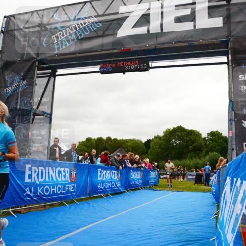30.08.2026 - Elbe Triathlon Hamburg LAZAROV Photography http://msf.ph/oto/10087256 30.08.2026 12:07:53 Ziel 835, 978, 1095, 1501 meine-sportfotos.de
