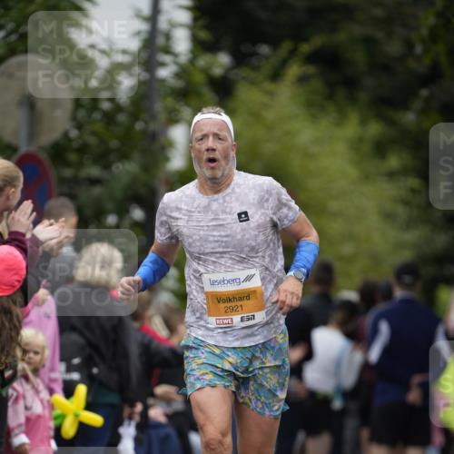 30.08.2026 - Blankeneser Heldenlauf Patografie http://msf.ph/oto/10087311 30.08.2026 11:26:19 Ziel 2189, 2921 meine-sportfotos.de