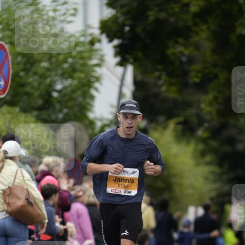 30.08.2026 - Blankeneser Heldenlauf Patografie http://msf.ph/oto/10087372 30.08.2026 11:27:23 Ziel 2198 meine-sportfotos.de