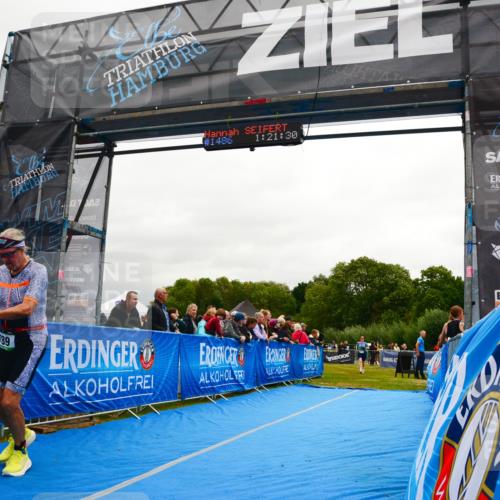 30.08.2026 - Elbe Triathlon Hamburg LAZAROV Photography http://msf.ph/oto/10087377 30.08.2026 12:08:51 Ziel 789, 915 meine-sportfotos.de
