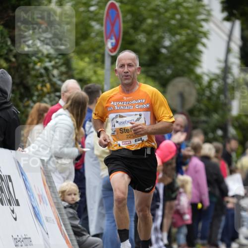 30.08.2026 - Blankeneser Heldenlauf Patografie http://msf.ph/oto/10087397 30.08.2026 11:27:35 Ziel 2257 meine-sportfotos.de