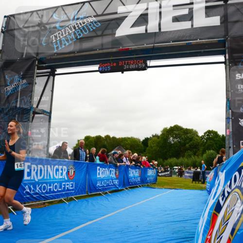 30.08.2026 - Elbe Triathlon Hamburg LAZAROV Photography http://msf.ph/oto/10087402 30.08.2026 12:09:02 Ziel 1472 meine-sportfotos.de