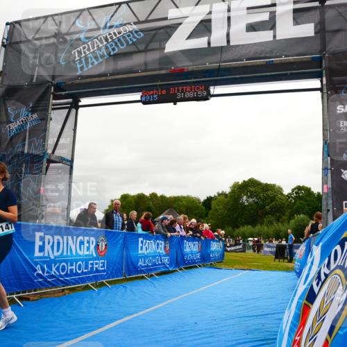 30.08.2026 - Elbe Triathlon Hamburg LAZAROV Photography http://msf.ph/oto/10087404 30.08.2026 12:09:02 Ziel 1472 meine-sportfotos.de