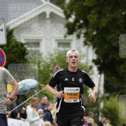 30.08.2026 - Blankeneser Heldenlauf Patografie http://msf.ph/oto/10087439 30.08.2026 11:28:27 Ziel 2295, 2815 meine-sportfotos.de