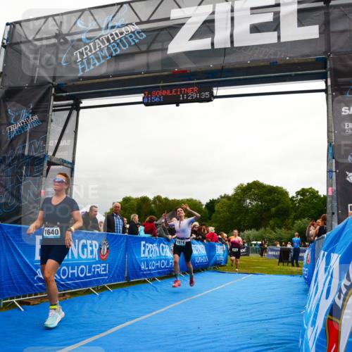 30.08.2026 - Elbe Triathlon Hamburg LAZAROV Photography http://msf.ph/oto/10087447 30.08.2026 12:09:37 Ziel 919, 1561, 1574, 1640 meine-sportfotos.de