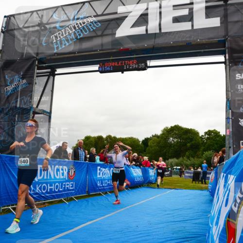 30.08.2026 - Elbe Triathlon Hamburg LAZAROV Photography http://msf.ph/oto/10087449 30.08.2026 12:09:37 Ziel 919, 1561, 1574, 1640 meine-sportfotos.de