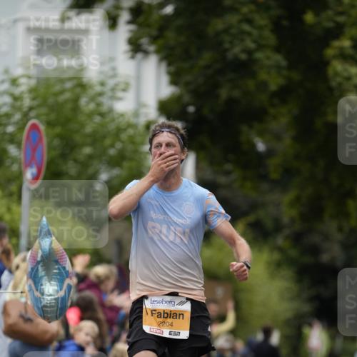 30.08.2026 - Blankeneser Heldenlauf Patografie http://msf.ph/oto/10087480 30.08.2026 11:29:28 Ziel 2204 meine-sportfotos.de