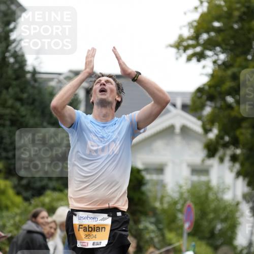 30.08.2026 - Blankeneser Heldenlauf Patografie http://msf.ph/oto/10087487 30.08.2026 11:29:30 Ziel 2204 meine-sportfotos.de