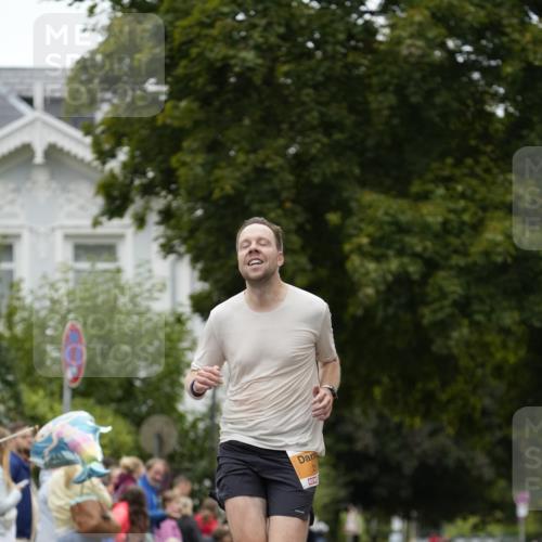 30.08.2026 - Blankeneser Heldenlauf Patografie http://msf.ph/oto/10087493 30.08.2026 11:29:36 Ziel 2204, 2551 meine-sportfotos.de