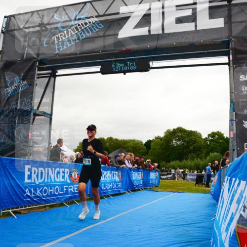 30.08.2026 - Elbe Triathlon Hamburg LAZAROV Photography http://msf.ph/oto/10087504 30.08.2026 12:10:08 Ziel 1515, 1626 meine-sportfotos.de
