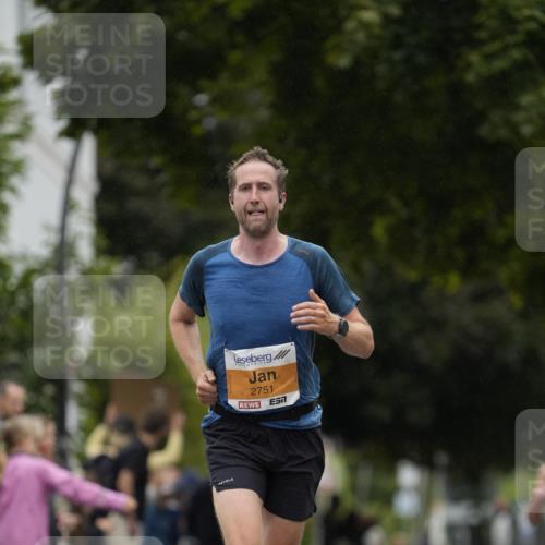 30.08.2026 - Blankeneser Heldenlauf Patografie http://msf.ph/oto/10087529 30.08.2026 11:30:02 Ziel 2751, 2804 meine-sportfotos.de