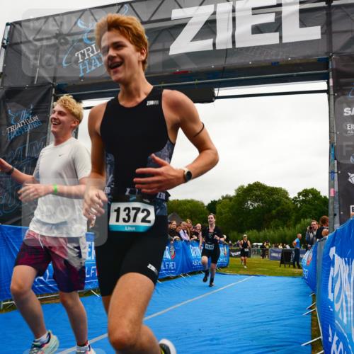 30.08.2026 - Elbe Triathlon Hamburg LAZAROV Photography http://msf.ph/oto/10087537 30.08.2026 12:10:24 Ziel 1372, 1382, 1471, 1539 meine-sportfotos.de