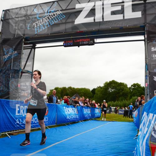 30.08.2026 - Elbe Triathlon Hamburg LAZAROV Photography http://msf.ph/oto/10087547 30.08.2026 12:10:26 Ziel 1372, 1382, 1471, 1539 meine-sportfotos.de