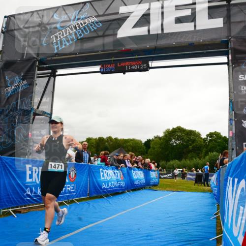 30.08.2026 - Elbe Triathlon Hamburg LAZAROV Photography http://msf.ph/oto/10087561 30.08.2026 12:10:29 Ziel 1427, 1471, 1539 meine-sportfotos.de