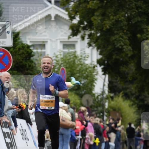 30.08.2026 - Blankeneser Heldenlauf Patografie http://msf.ph/oto/10087577 30.08.2026 11:30:40 Ziel 2692 meine-sportfotos.de