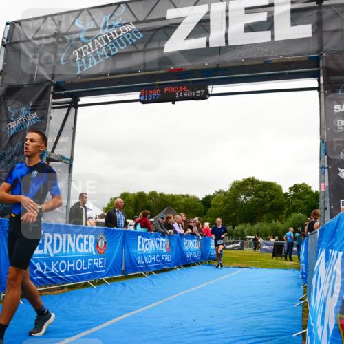 30.08.2026 - Elbe Triathlon Hamburg LAZAROV Photography http://msf.ph/oto/10087600 30.08.2026 12:10:56 Ziel 1377, 1549 meine-sportfotos.de