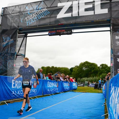 30.08.2026 - Elbe Triathlon Hamburg LAZAROV Photography http://msf.ph/oto/10087611 30.08.2026 12:11:00 Ziel 1549 meine-sportfotos.de