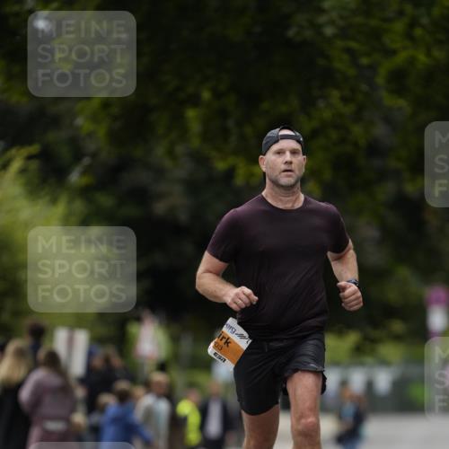 30.08.2026 - Blankeneser Heldenlauf Patografie http://msf.ph/oto/10087649 30.08.2026 11:31:49 Ziel 2203 meine-sportfotos.de