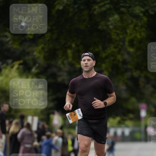 30.08.2026 - Blankeneser Heldenlauf Patografie http://msf.ph/oto/10087652 30.08.2026 11:31:49 Ziel 2203 meine-sportfotos.de