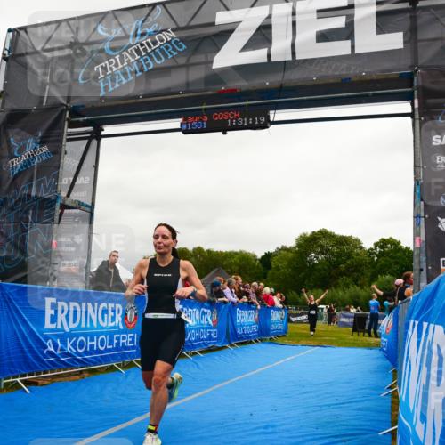 30.08.2026 - Elbe Triathlon Hamburg LAZAROV Photography http://msf.ph/oto/10087657 30.08.2026 12:11:23 Ziel 1547, 1615 meine-sportfotos.de