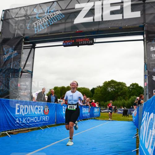 30.08.2026 - Elbe Triathlon Hamburg LAZAROV Photography http://msf.ph/oto/10087679 30.08.2026 12:11:34 Ziel 893, 1654, 1689 meine-sportfotos.de