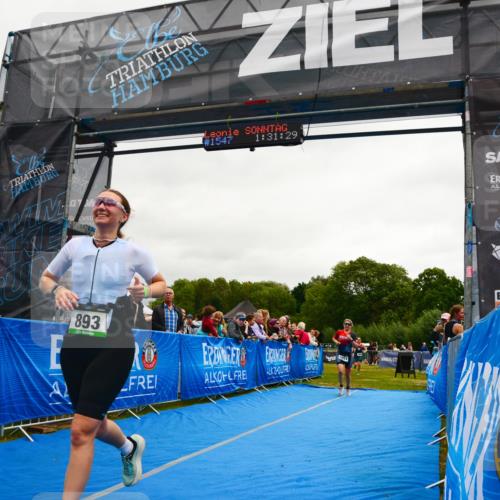 30.08.2026 - Elbe Triathlon Hamburg LAZAROV Photography http://msf.ph/oto/10087687 30.08.2026 12:11:34 Ziel 893, 1654, 1689 meine-sportfotos.de