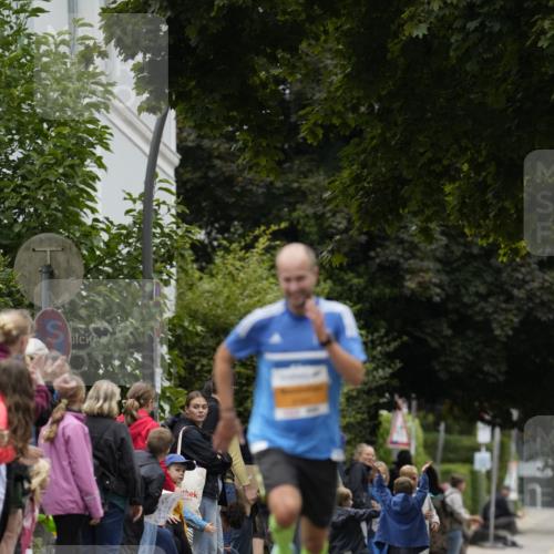 30.08.2026 - Blankeneser Heldenlauf Patografie http://msf.ph/oto/10087691 30.08.2026 11:32:38 Ziel 2031, 2183 meine-sportfotos.de