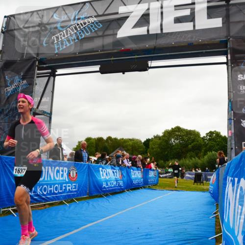 30.08.2026 - Elbe Triathlon Hamburg LAZAROV Photography http://msf.ph/oto/10087737 30.08.2026 12:12:04 Ziel 1490, 1637 meine-sportfotos.de