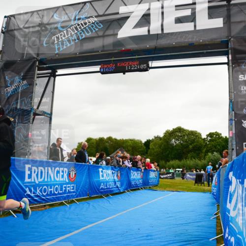 30.08.2026 - Elbe Triathlon Hamburg LAZAROV Photography http://msf.ph/oto/10087748 30.08.2026 12:12:08 Ziel 1490 meine-sportfotos.de