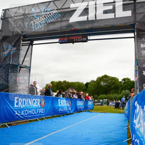 30.08.2026 - Elbe Triathlon Hamburg LAZAROV Photography http://msf.ph/oto/10087750 30.08.2026 12:12:08 Ziel 1490 meine-sportfotos.de