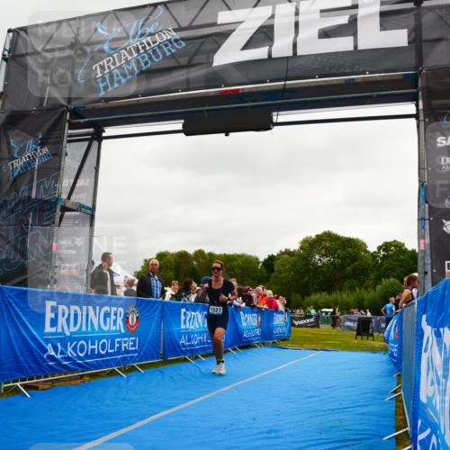 30.08.2026 - Elbe Triathlon Hamburg LAZAROV Photography http://msf.ph/oto/10087762 30.08.2026 12:12:29 Ziel 1527, 1596 meine-sportfotos.de