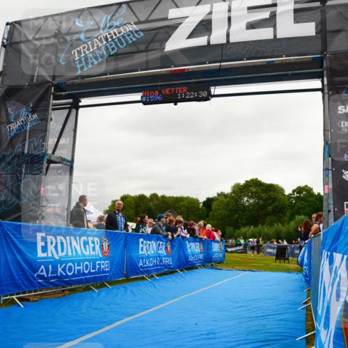 30.08.2026 - Elbe Triathlon Hamburg LAZAROV Photography http://msf.ph/oto/10087775 30.08.2026 12:12:31 Ziel 803, 1527, 1596 meine-sportfotos.de