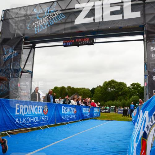 30.08.2026 - Elbe Triathlon Hamburg LAZAROV Photography http://msf.ph/oto/10087811 30.08.2026 12:13:26 Ziel 1587 meine-sportfotos.de