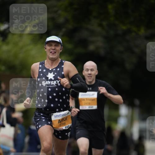 30.08.2026 - Blankeneser Heldenlauf Patografie http://msf.ph/oto/10087818 30.08.2026 11:34:19 Ziel 2106, 2317, 2356 meine-sportfotos.de