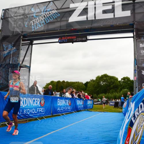30.08.2026 - Elbe Triathlon Hamburg LAZAROV Photography http://msf.ph/oto/10087830 30.08.2026 12:13:47 Ziel 1409, 1712 meine-sportfotos.de