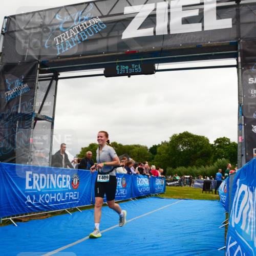 30.08.2026 - Elbe Triathlon Hamburg LAZAROV Photography http://msf.ph/oto/10087839 30.08.2026 12:13:54 Ziel 1409 meine-sportfotos.de