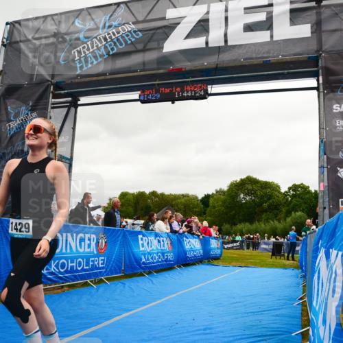 30.08.2026 - Elbe Triathlon Hamburg LAZAROV Photography http://msf.ph/oto/10087860 30.08.2026 12:14:23 Ziel 1429 meine-sportfotos.de